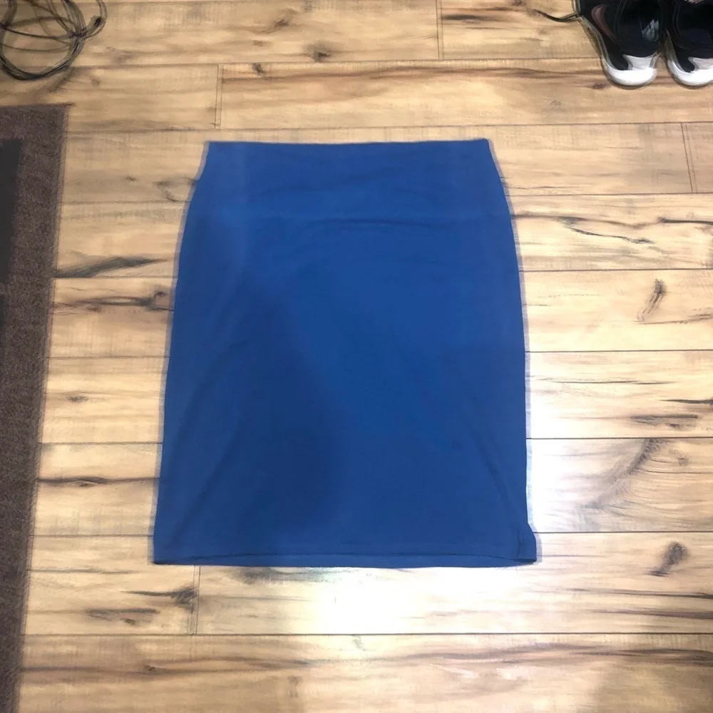 Belly Basics Blue Midi Skirt XL